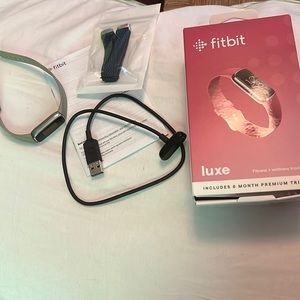 Fitbit Luxe